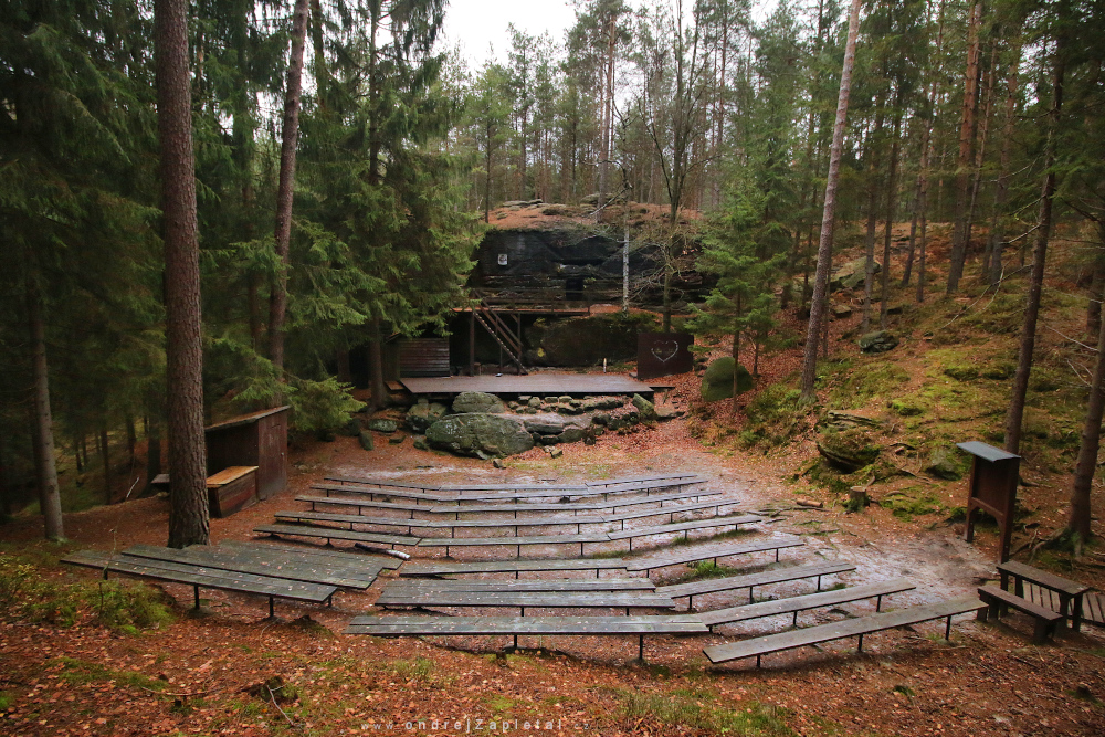 Lesní divadlo Chřibská